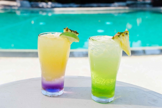 Pool Bar